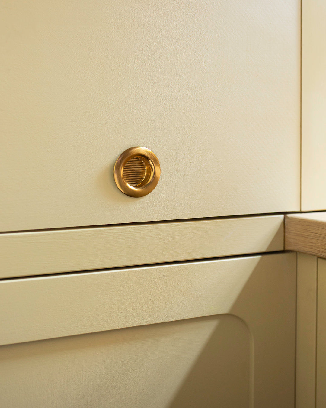 Curve Recess Pull, Aged Brass, Small