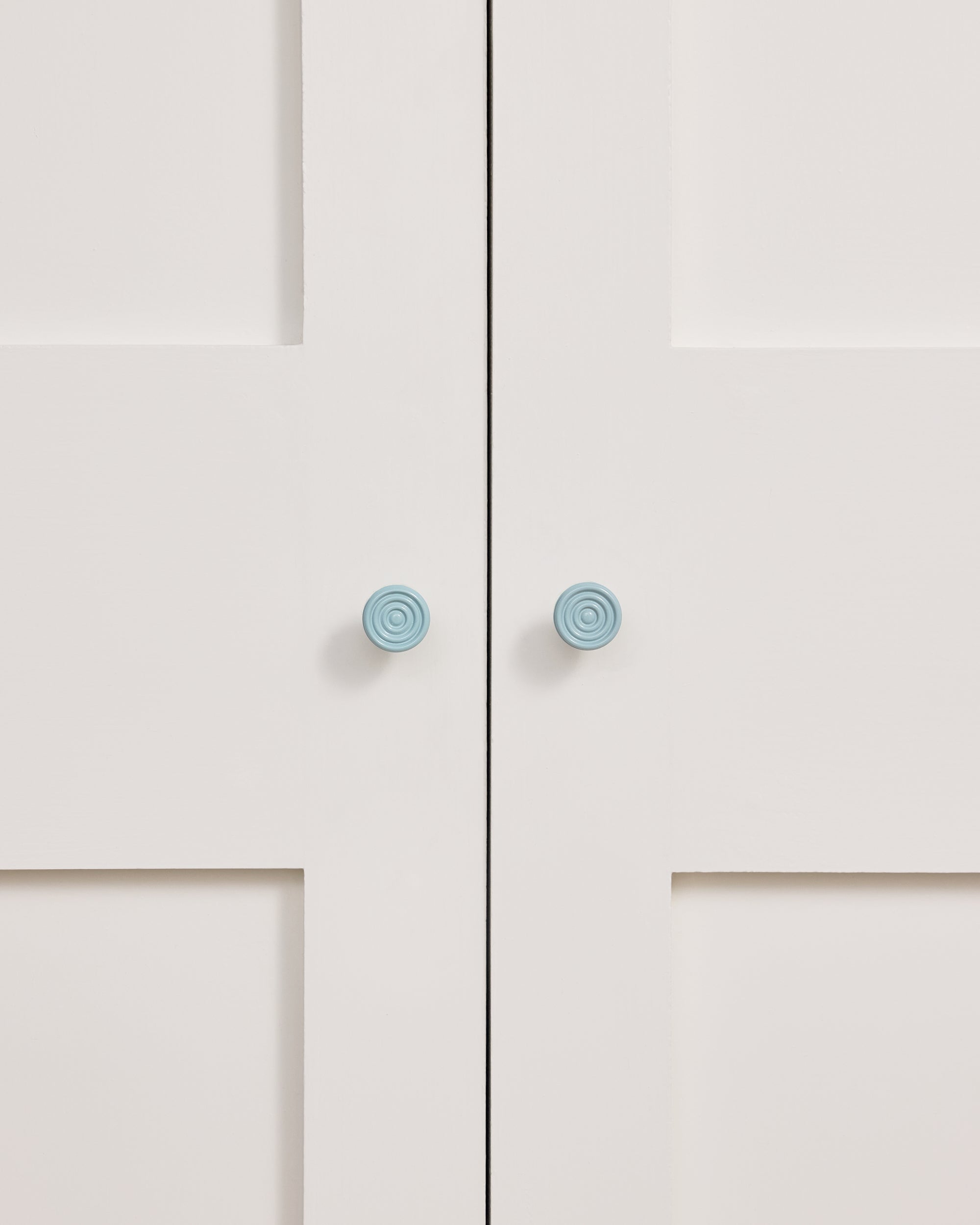 Ripple Knob, Pale Blue