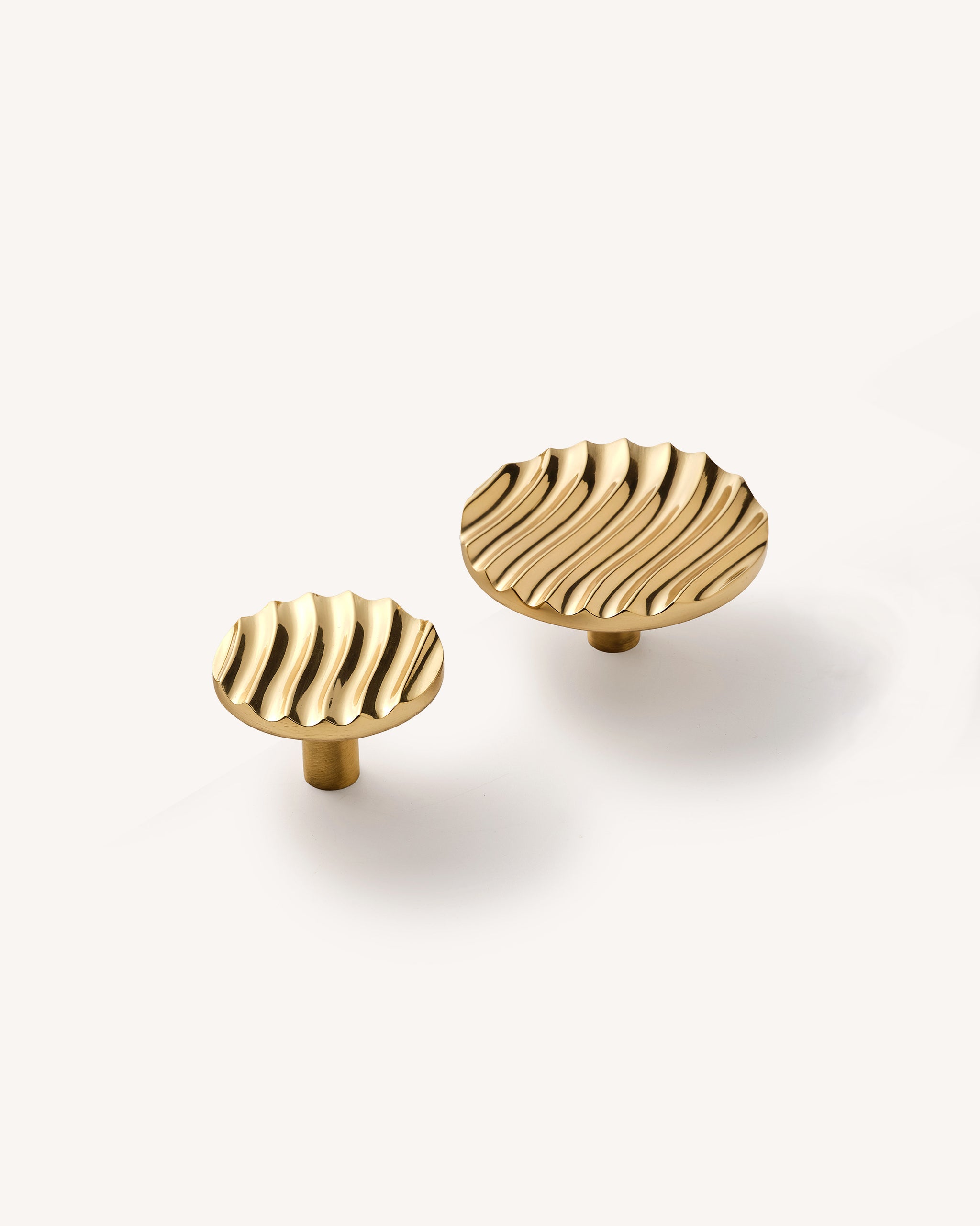 Medano Knob, Polished Brass