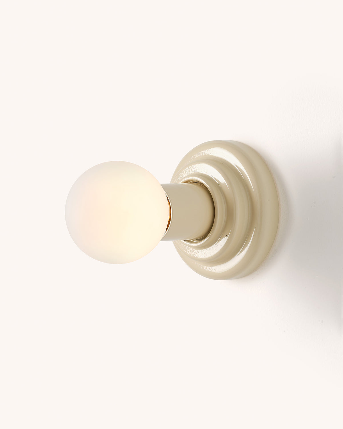 Metro Flush Light, Cream