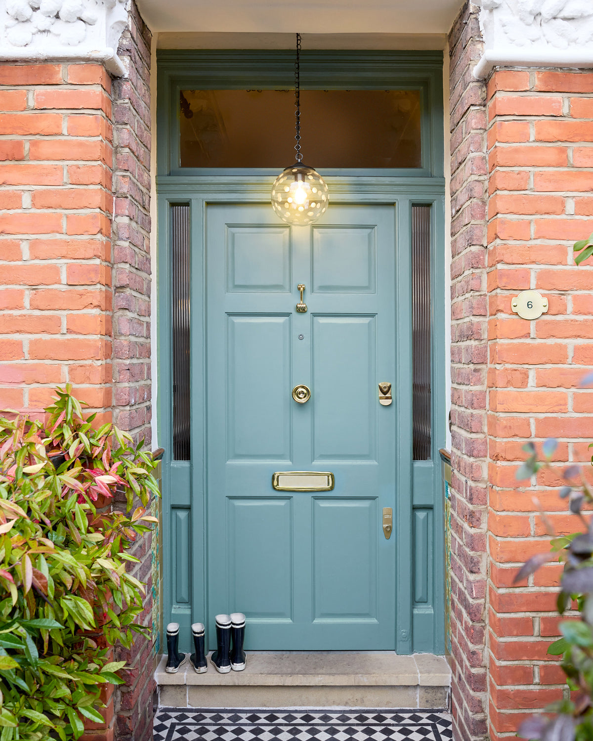 Keyhole Cover