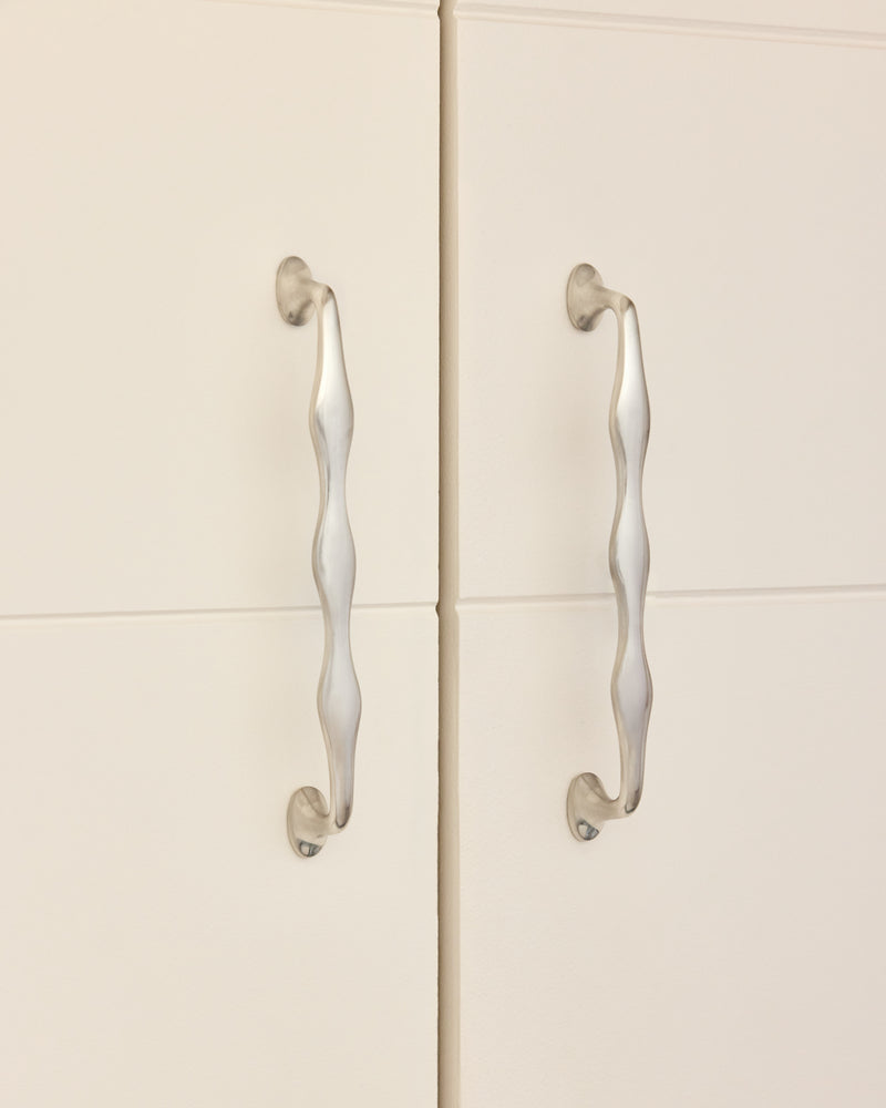 Wave Handle, Brushed Nickel – MG&Co.