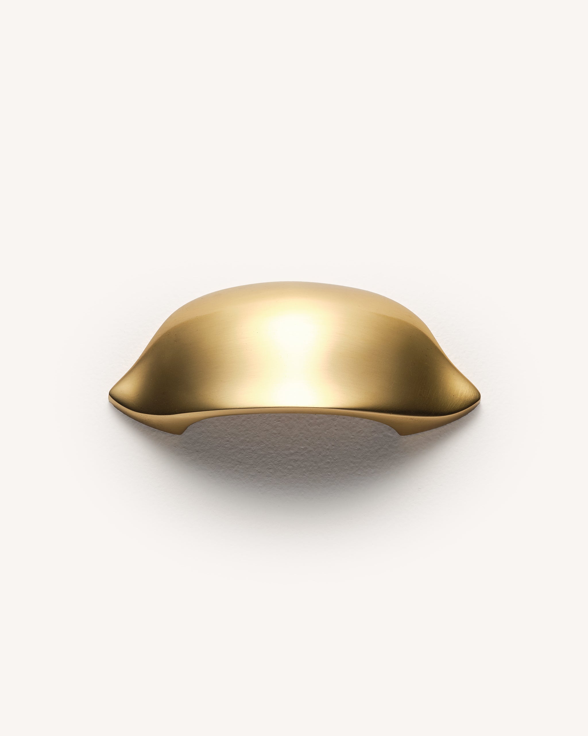 Ray Cup Handle, Aged Brass