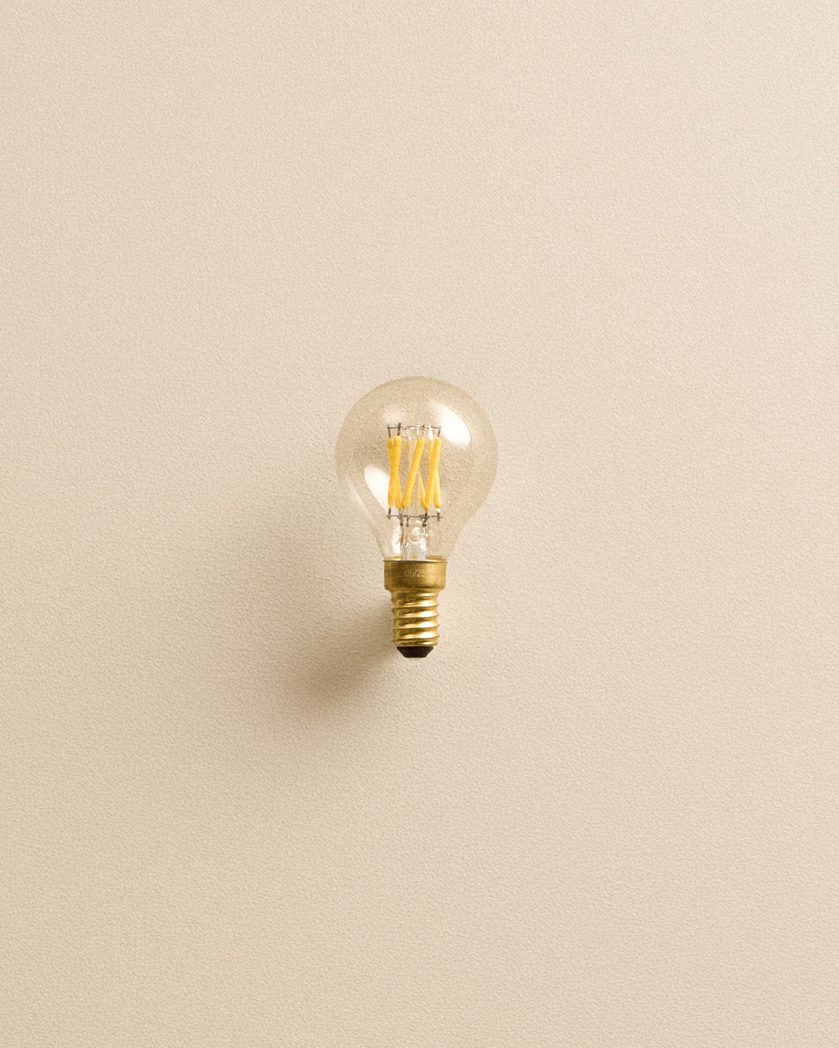 E14 Golfball Bulb