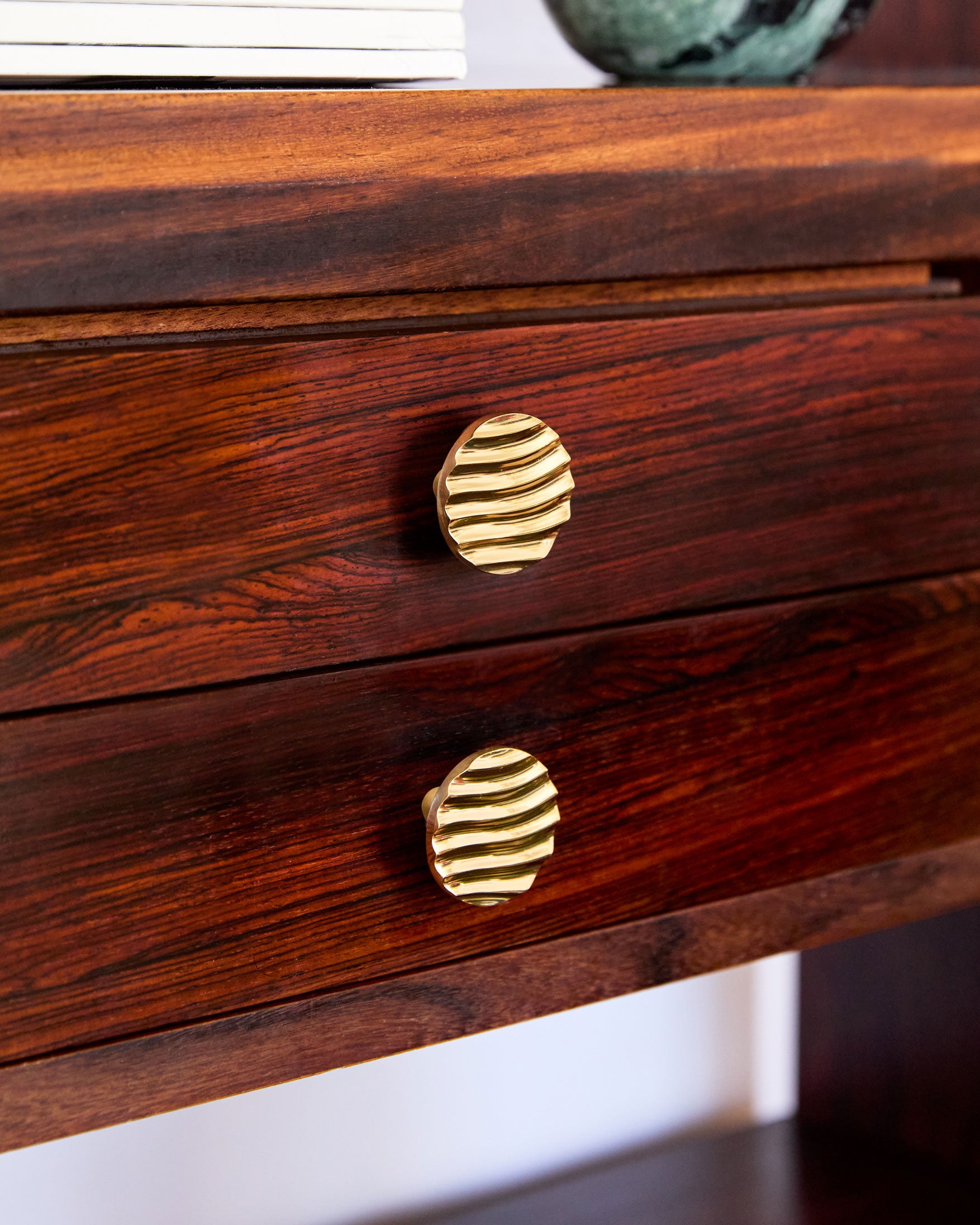 Medano Knob, Polished Brass