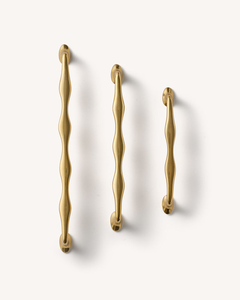 Wave Handle, Aged Brass – MG&Co.